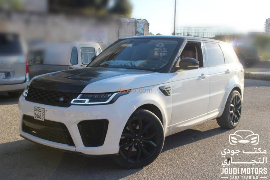 Land Rover / Range Rover Sport SVR